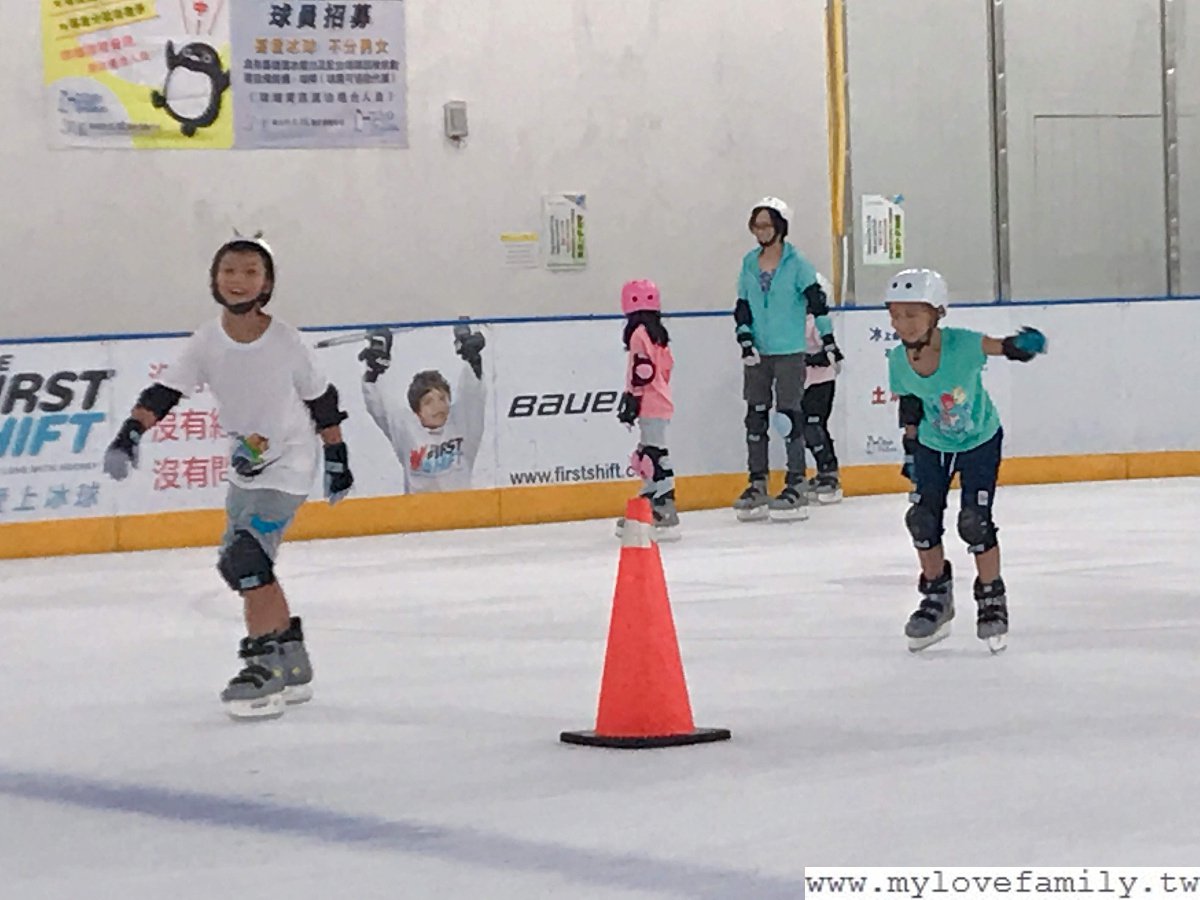 滑輪溜冰女子15000M淘汰賽 台灣包辦金銀 - 新聞 - Rti 中央廣播電臺